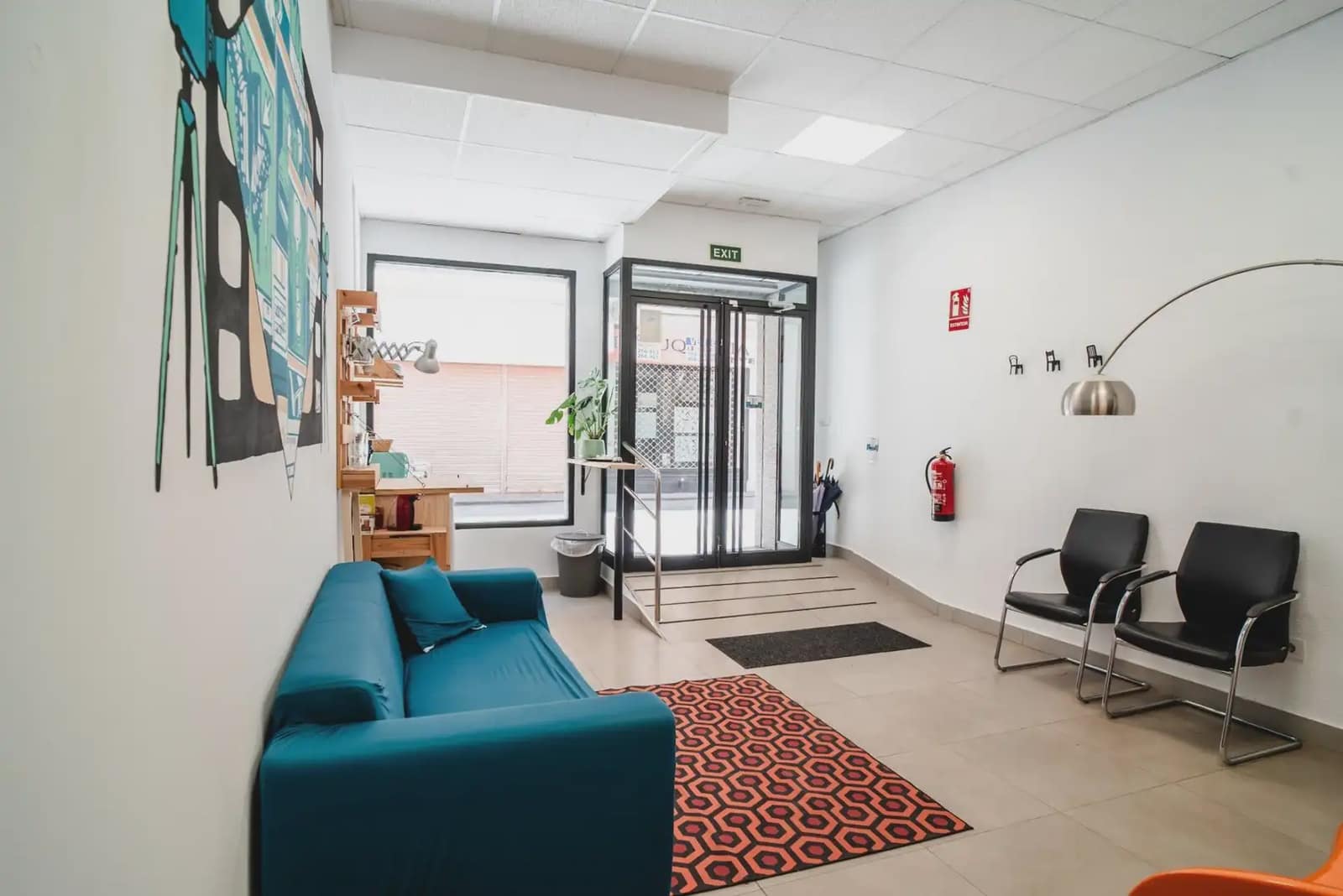 Commercieel te koop in Granada stad - € 299.000 (Ref: 9837496)