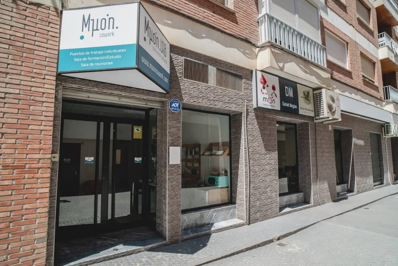 Commercieel te koop in Granada stad - € 299.000 (Ref: 9837496)