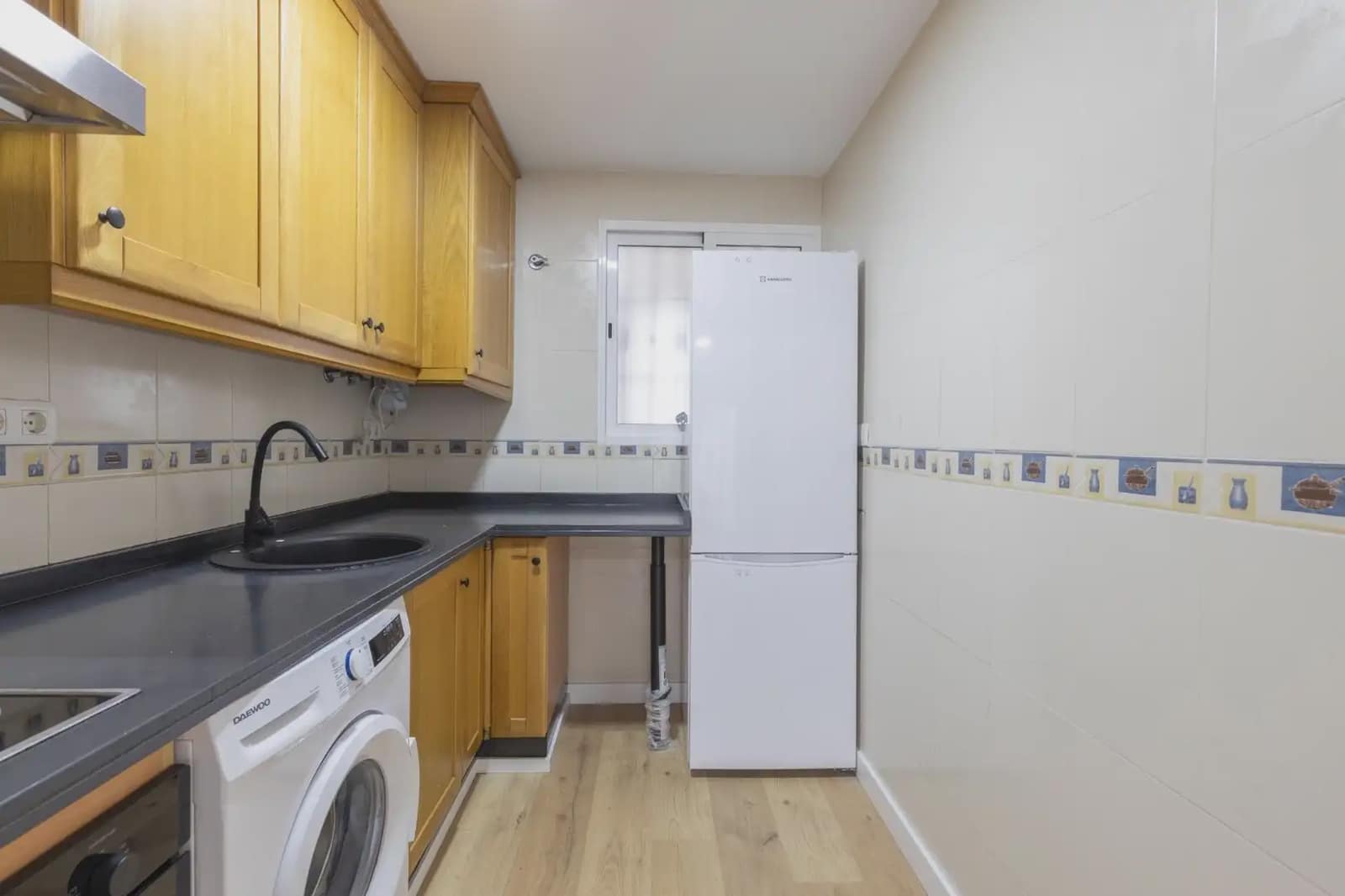 Flat for sale in Cenes de la Vega - € 144,000 (Ref: 9837498)