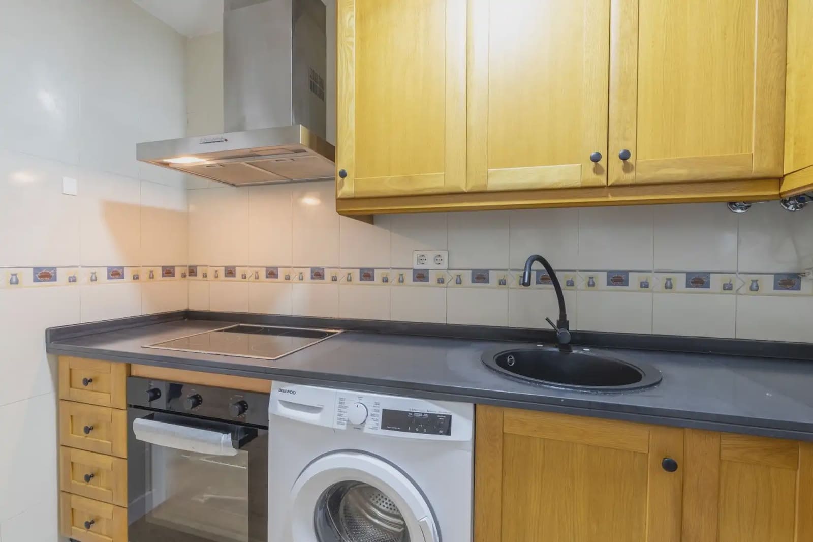 Flat for sale in Cenes de la Vega - € 144,000 (Ref: 9837498)