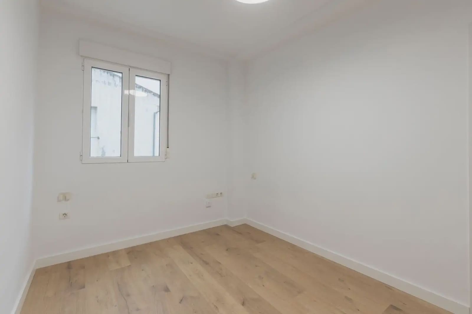 Flat for sale in Cenes de la Vega - € 144,000 (Ref: 9837498)