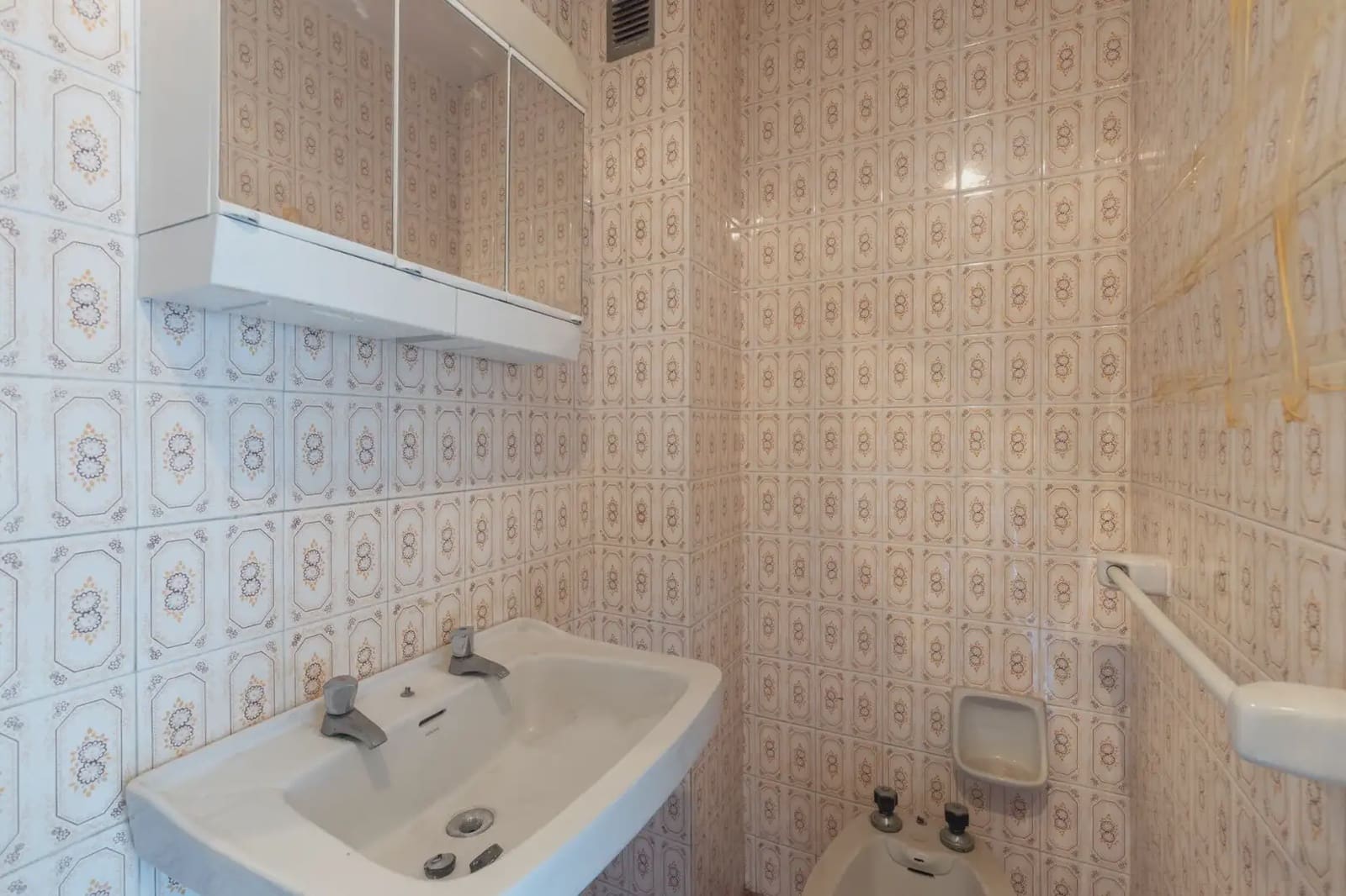 Asunto myytävänä paikassa Granada kaupunki - 160 000 € (Ref: 9837499)