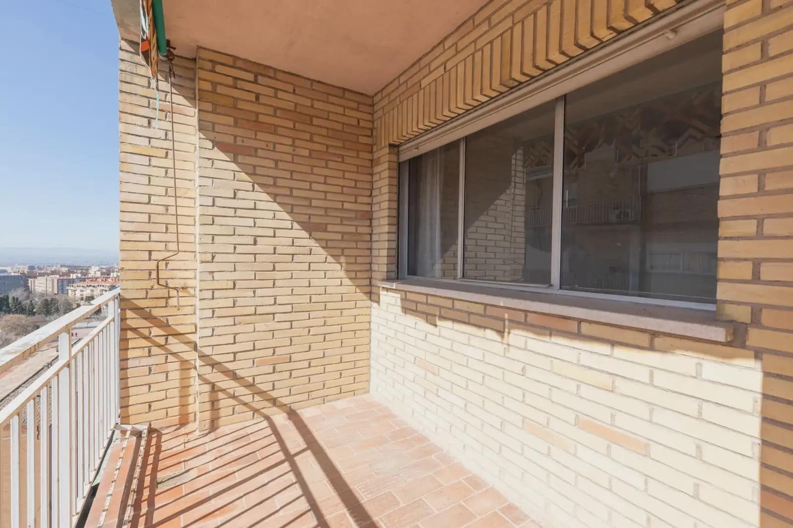 Asunto myytävänä paikassa Granada kaupunki - 160 000 € (Ref: 9837499)