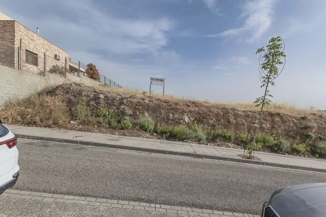 Tontti myytävänä paikassa La Zubia - 105 000 € (Ref: 9837504)