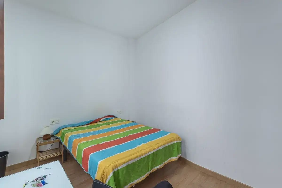 Leilighet til salgs i Granada by - € 250 000 (Ref: 9837516)