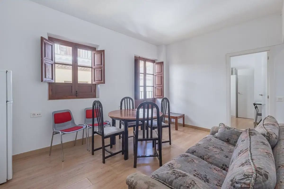 Leilighet til salgs i Granada by - € 250 000 (Ref: 9837516)