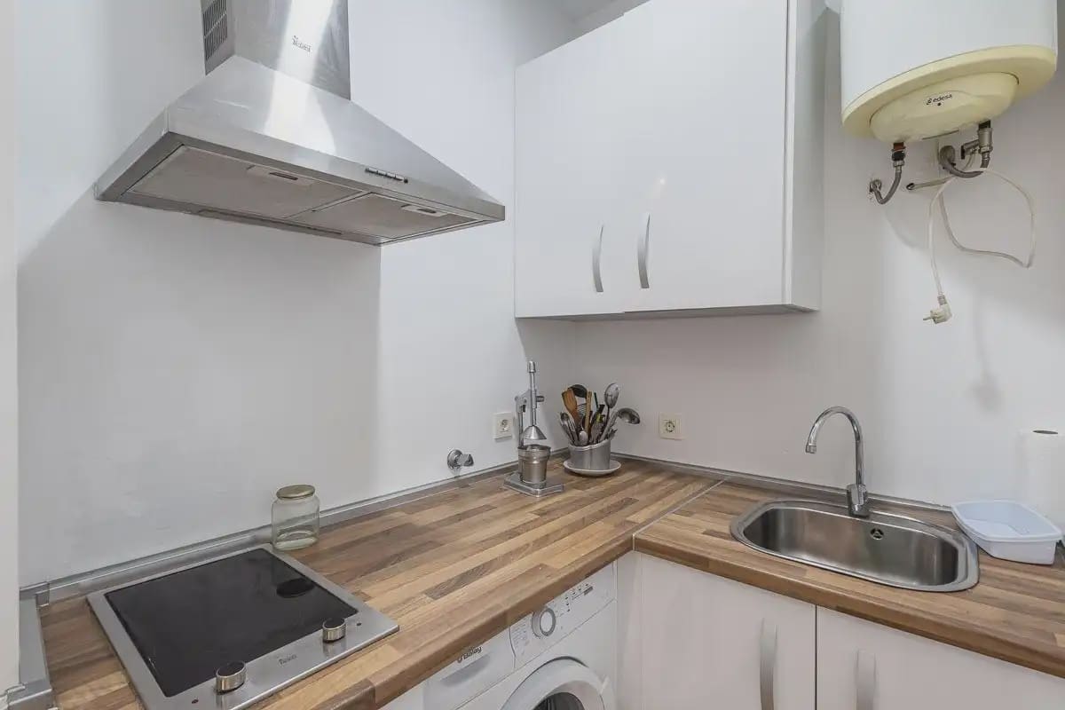 Leilighet til salgs i Granada by - € 250 000 (Ref: 9837516)