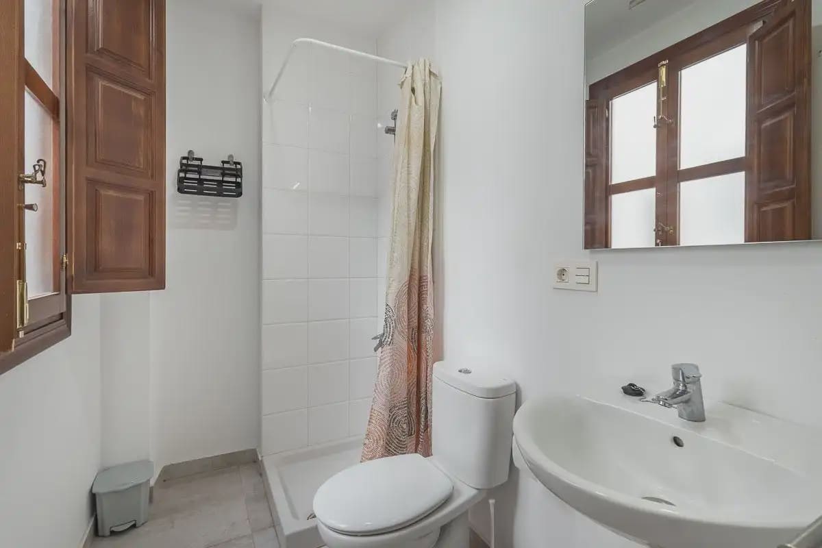 Leilighet til salgs i Granada by - € 250 000 (Ref: 9837516)