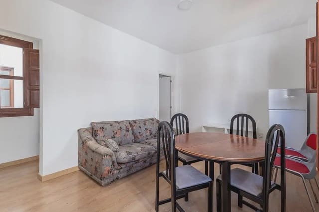Leilighet til salgs i San Matías - Realejo, Granada by - € 250 000 (Ref: 9837516)