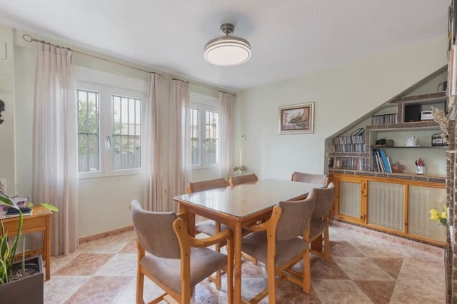 6 chambre Villa/Maison à vendre à Otura avec piscine garage - 495 000 € (Ref: 9837517)
