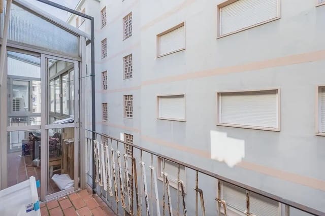 Mieszkanie na sprzedaż w Camino de Ronda - Rosaleda, Miasto Grenada - 350 000 € (Ref: 9837518)