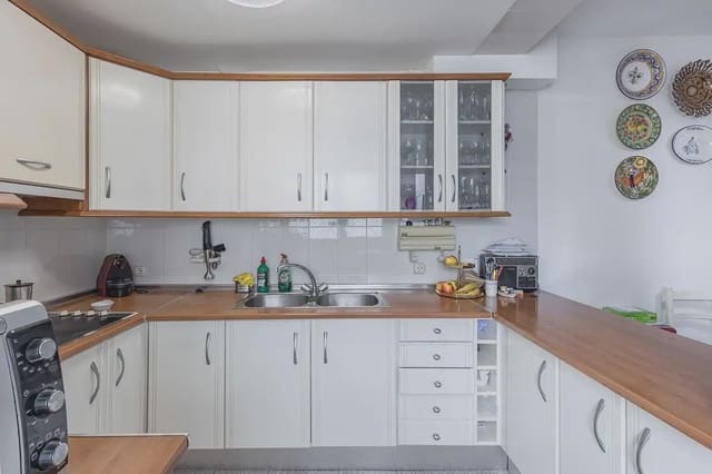 Mieszkanie na sprzedaż w Camino de Ronda - Rosaleda, Miasto Grenada - 350 000 € (Ref: 9837518)