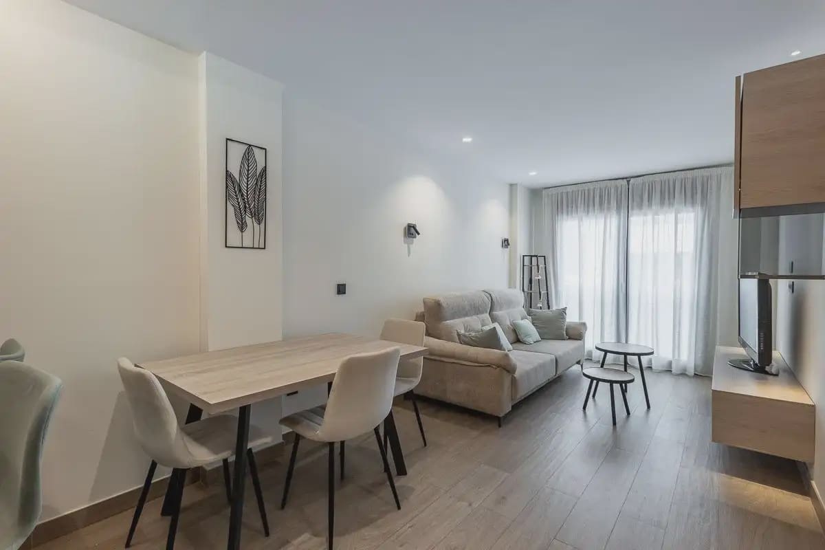 Rækkehus til salg i Albolote med garage - € 375.000 (Ref: 9837519)