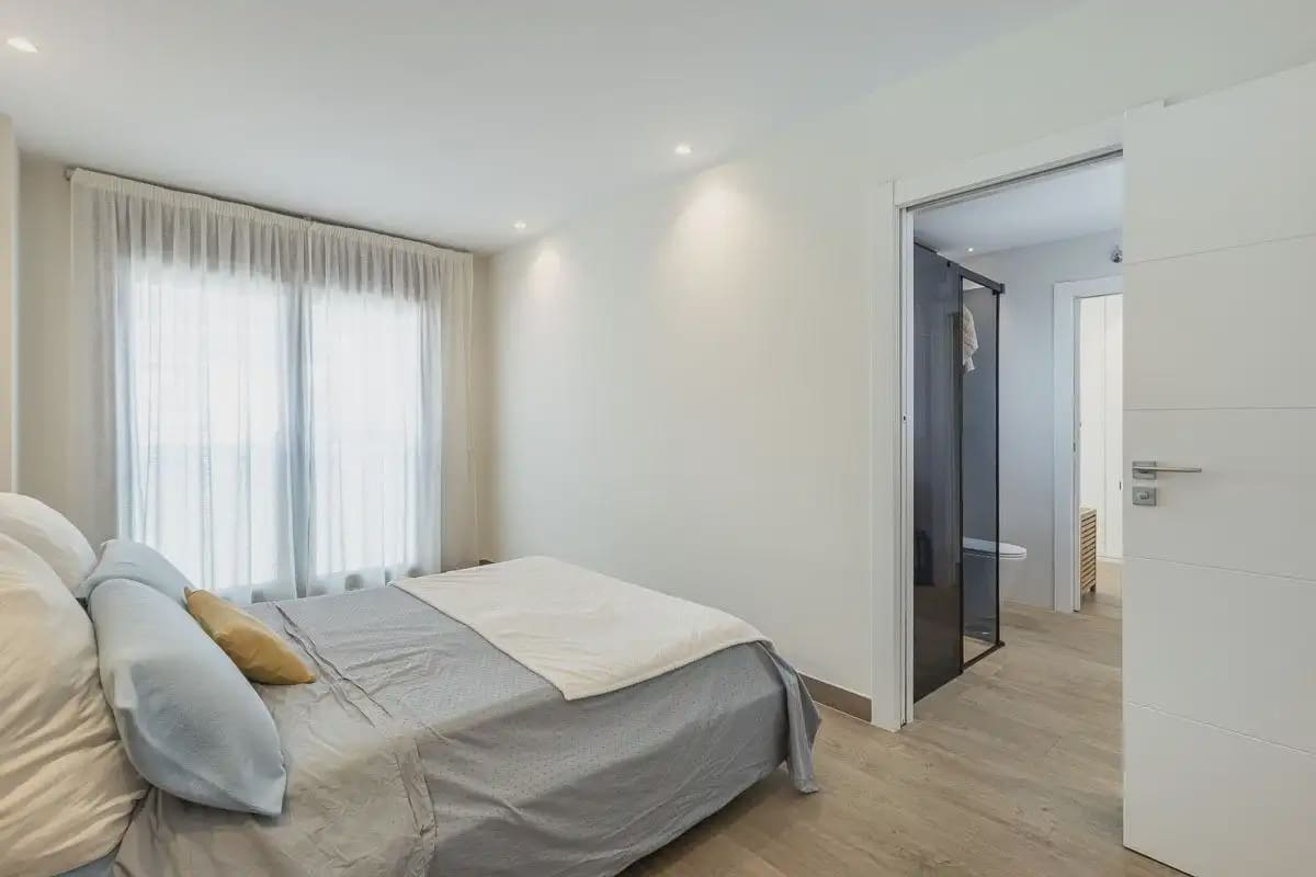 Rækkehus til salg i Albolote med garage - € 375.000 (Ref: 9837519)