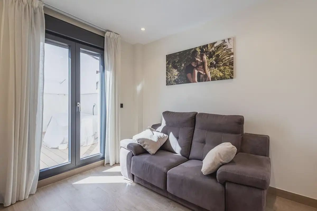 Rækkehus til salg i Albolote med garage - € 375.000 (Ref: 9837519)