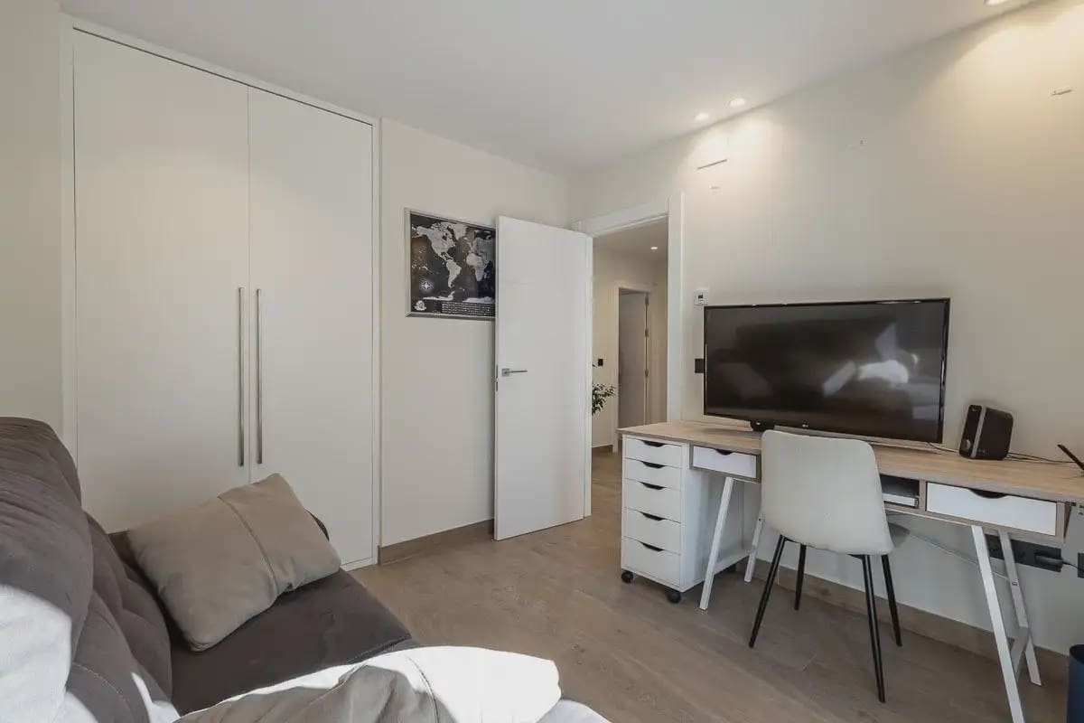 Rækkehus til salg i Albolote med garage - € 375.000 (Ref: 9837519)