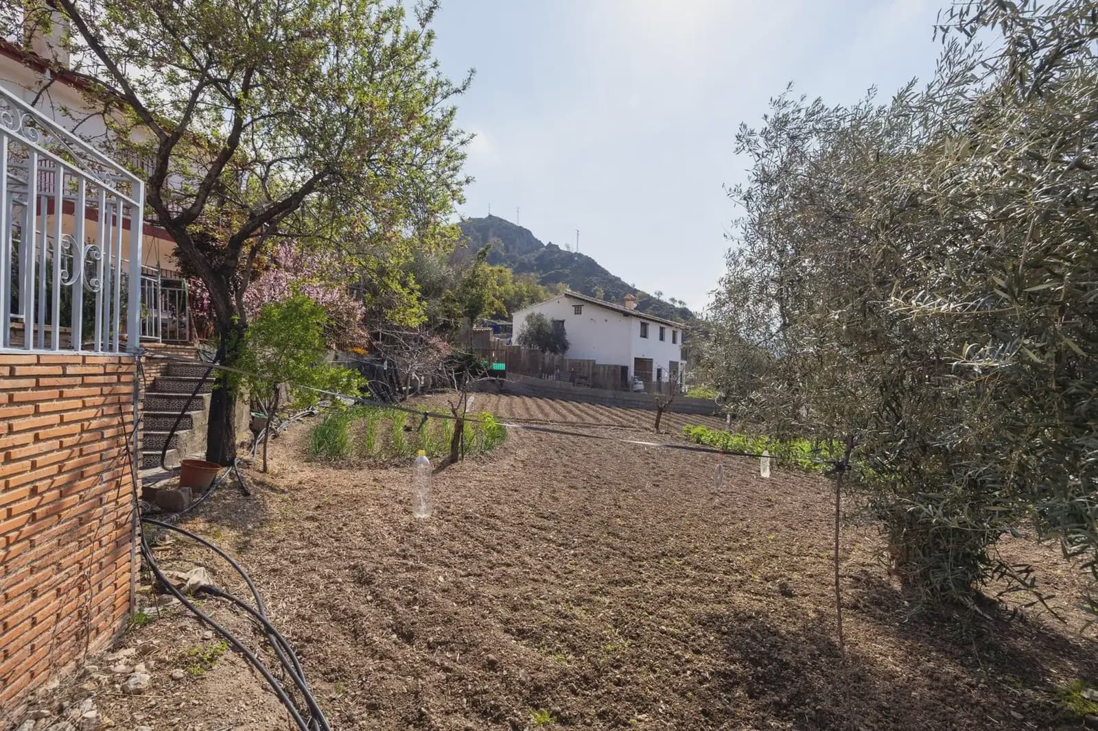 Finca/Country House for sale in Guejar Sierra with pool garage - € 430,000 (Ref: 9837520)