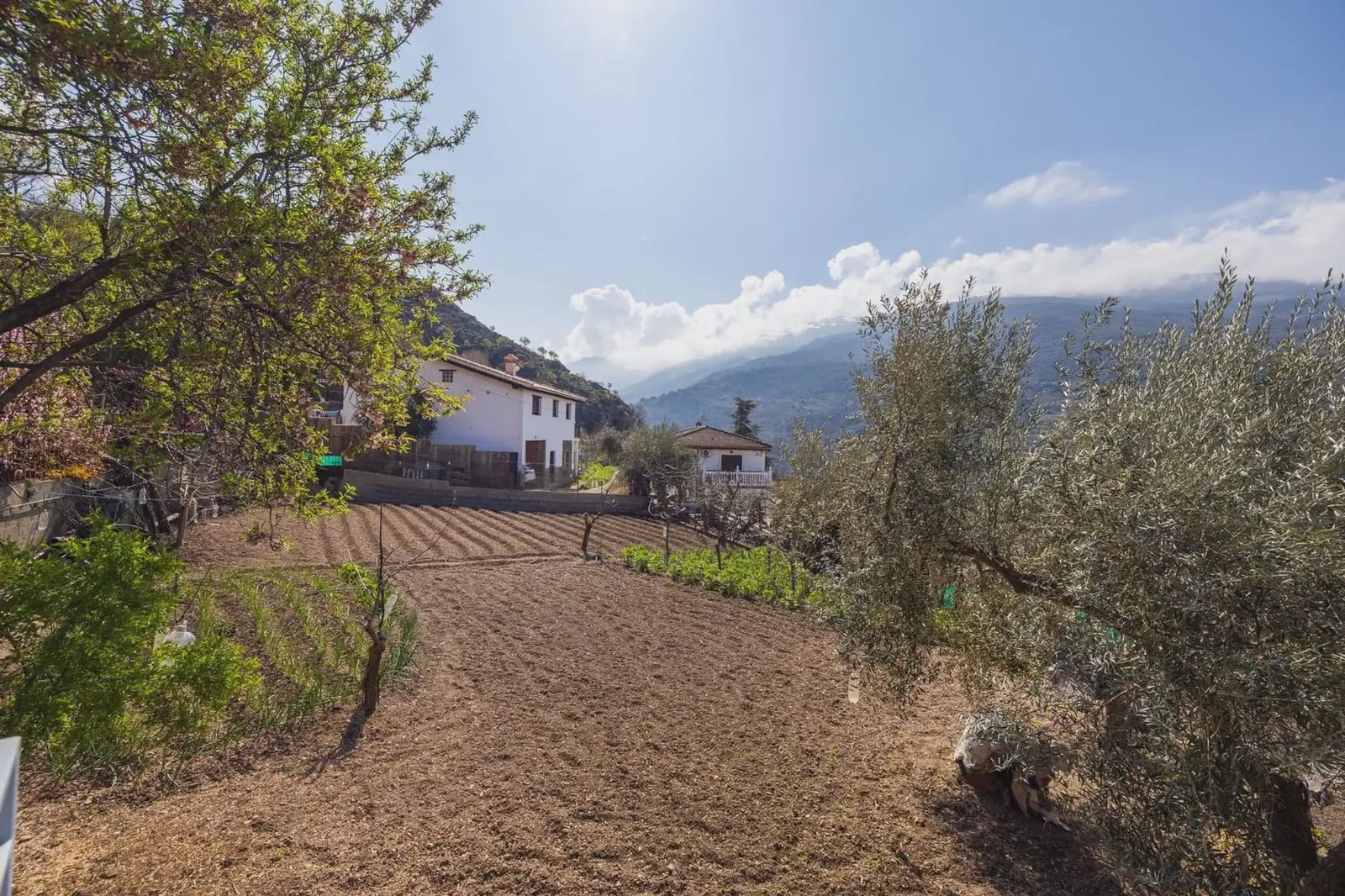 Finca/Country House for sale in Guejar Sierra with pool garage - € 430,000 (Ref: 9837520)