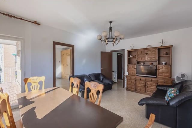 5 camera da letto Appartamento in vendita in Pajaritos - Plaza de Toros, Granada città - 343.000 € (Rif: 9837524)