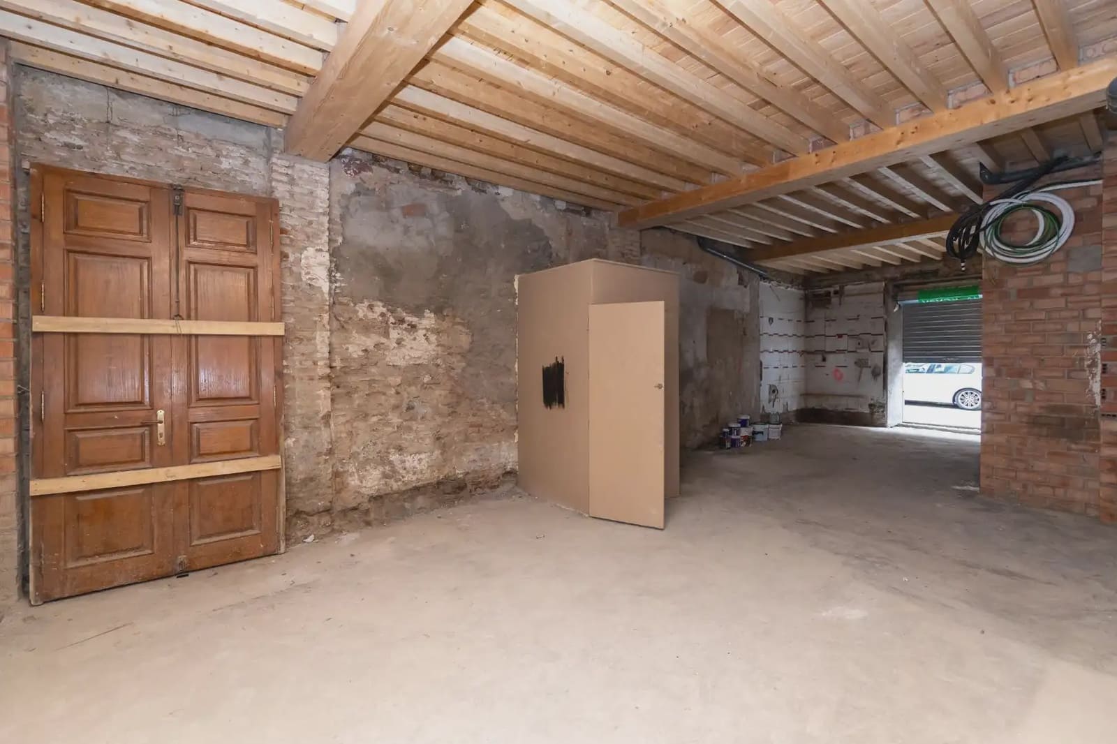Comercial para arrendar em Granada cidade - 1 200 € (Ref: 9837527)