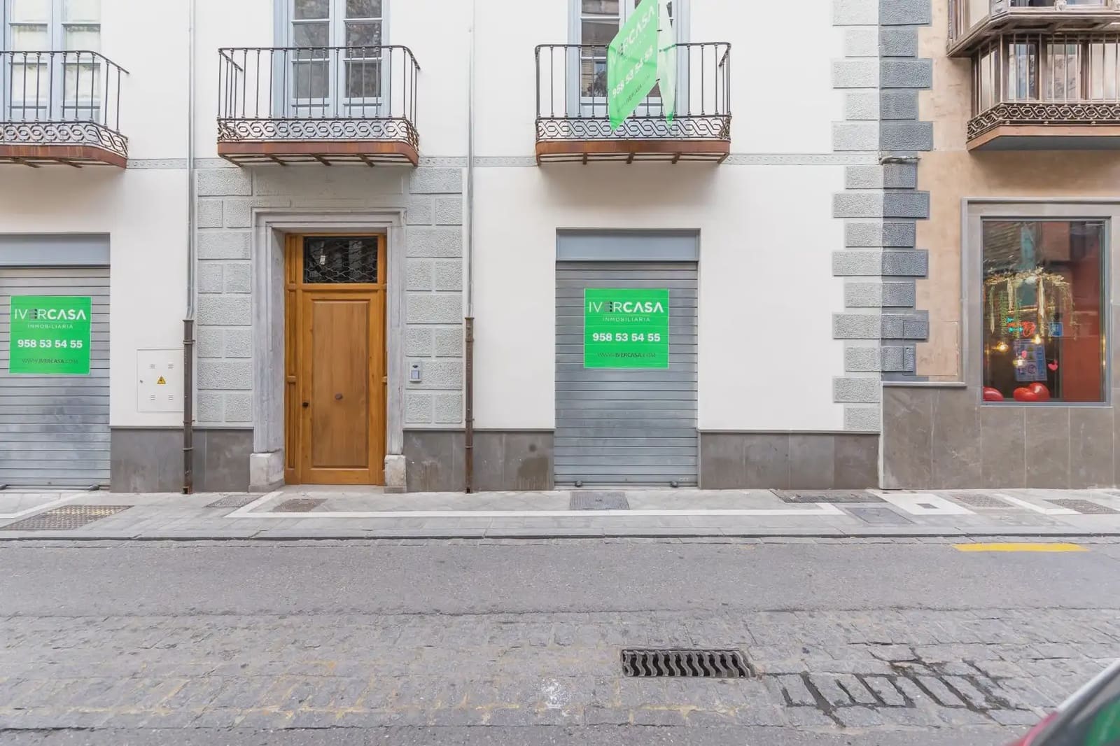 Comercial para arrendar em Granada cidade - 1 200 € (Ref: 9837527)
