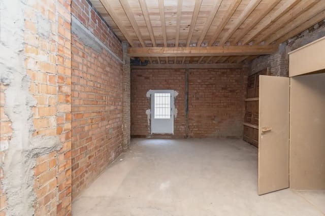 Commercial for rent in San Matías - Realejo, Granada city - € 1,200 (Ref: 9837527)