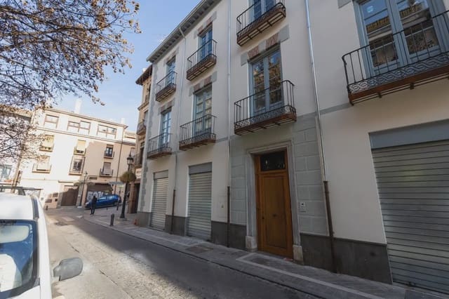 Commercial for rent in San Matías - Realejo, Granada city - € 1,200 (Ref: 9837527)