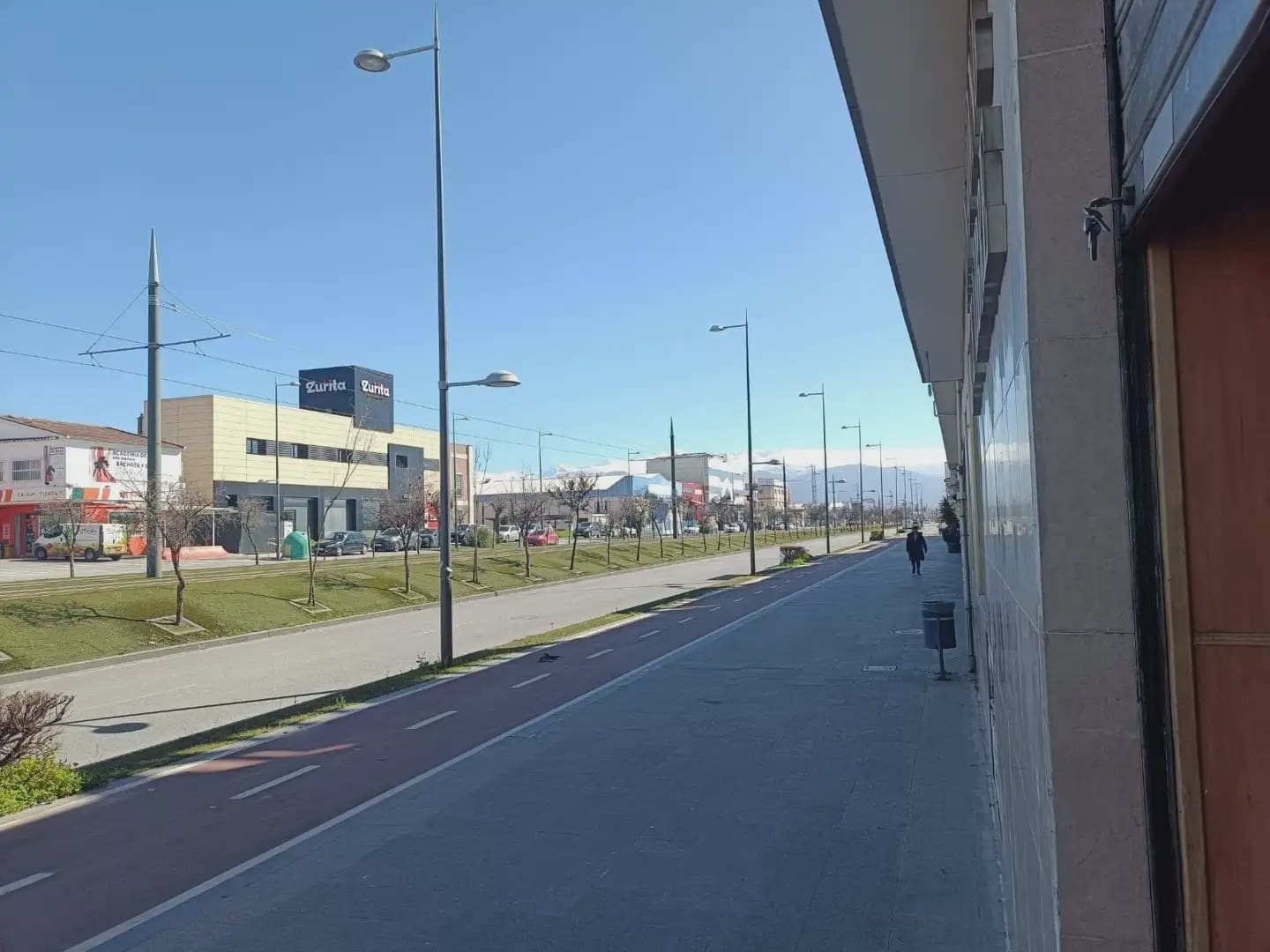 Local Comercial en Albolote en alquiler - 2.500 € (Ref: 9837529)