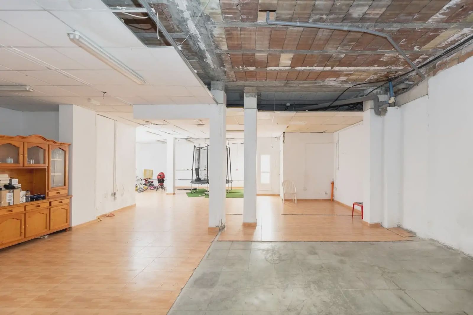 Local Comercial en Armilla en venta - 120.000 € (Ref: 9837530)