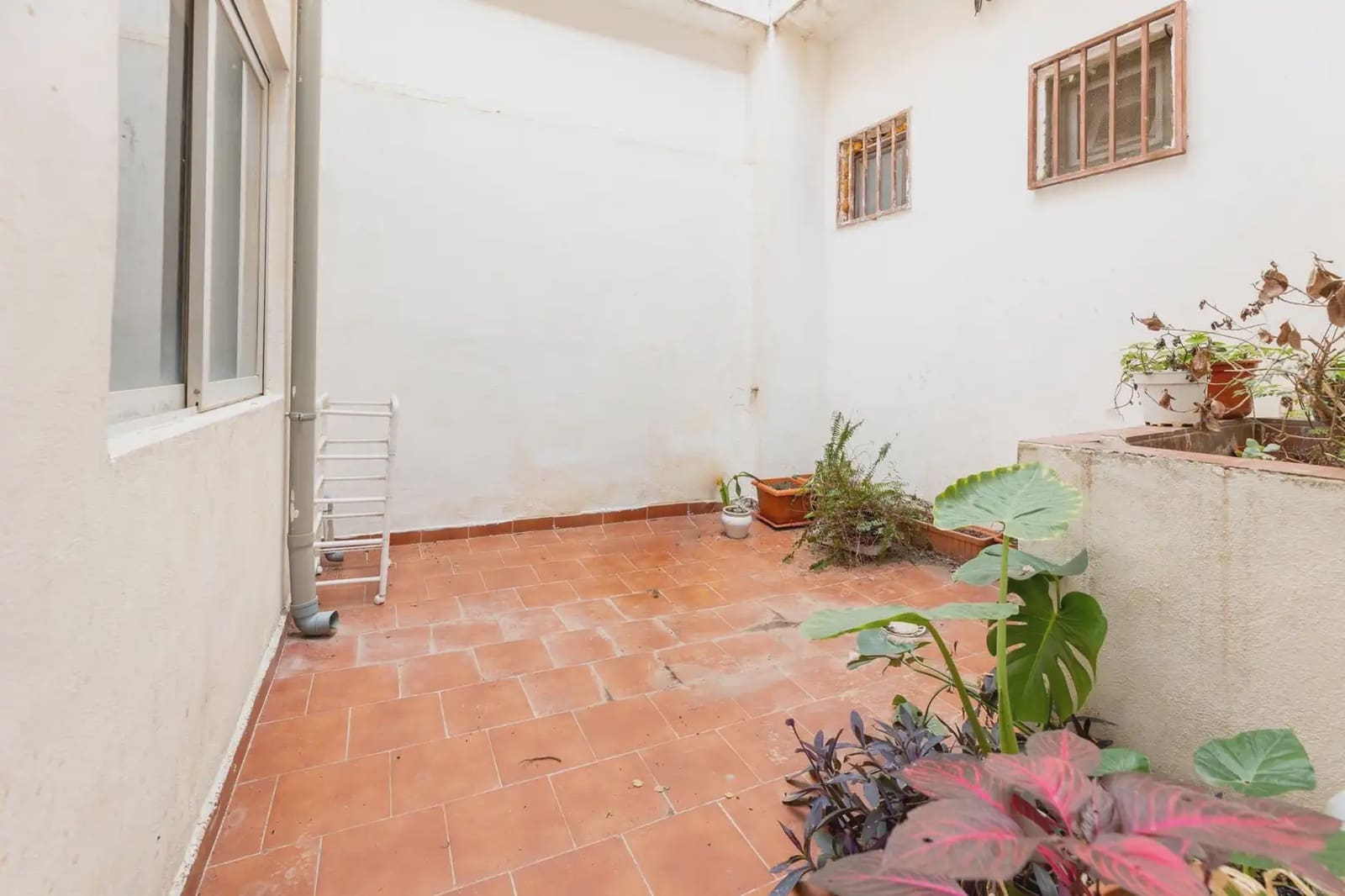 Local Comercial en Armilla en venta - 120.000 € (Ref: 9837530)