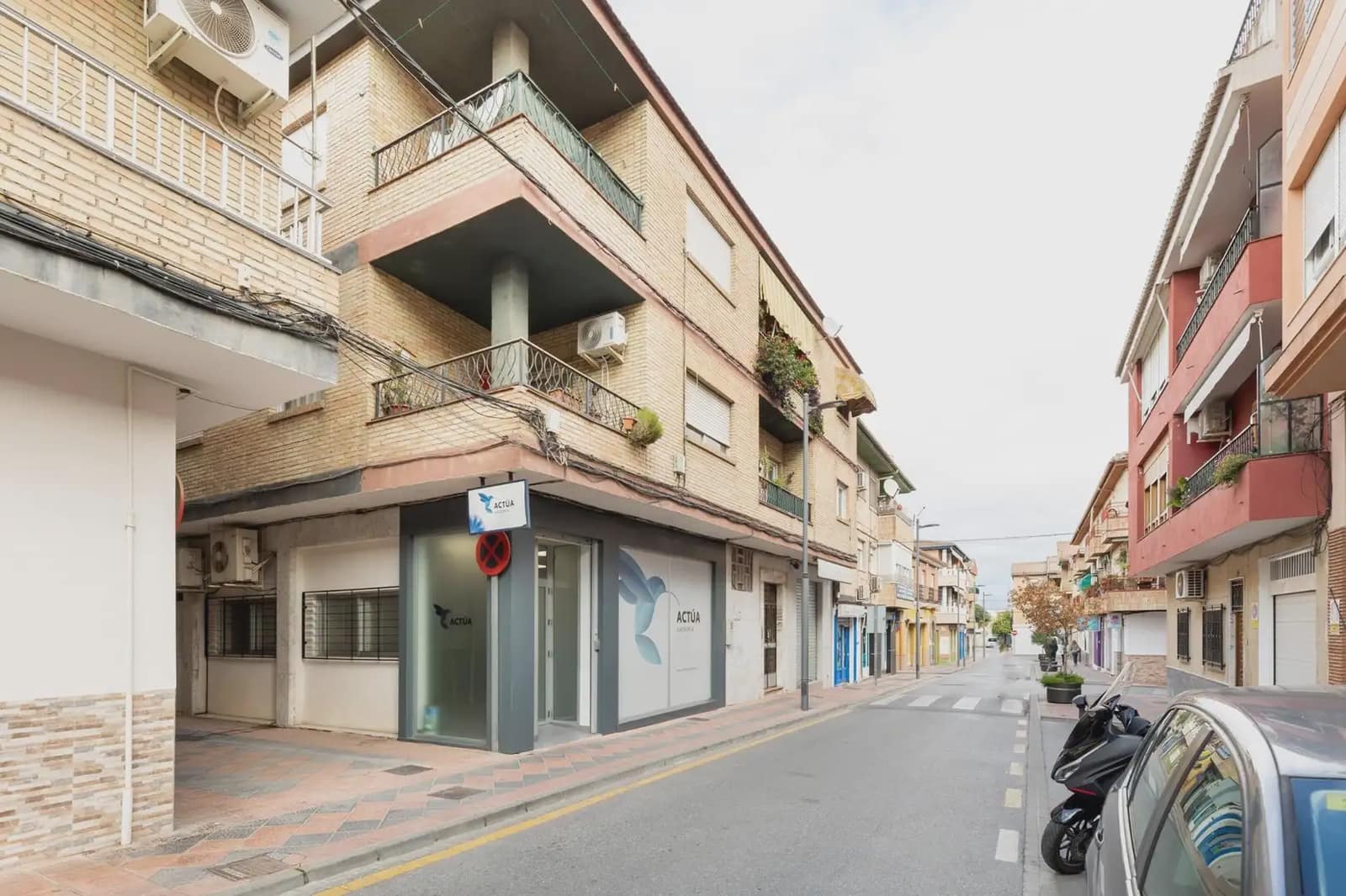 Local Comercial en Armilla en venta - 120.000 € (Ref: 9837530)