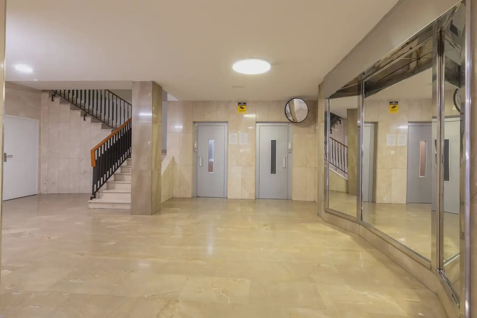 Mieszkanie na sprzedaż w Miasto Grenada z garażem - 379 000 € (Ref: 9837531)