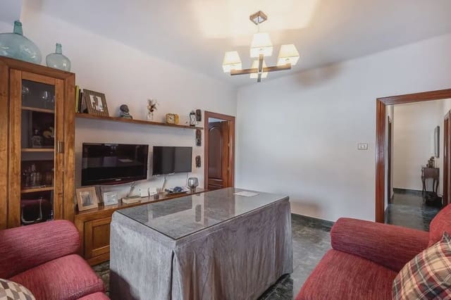 4 soveværelse Lejlighed til salg i Zaidin, Granada by - € 200.000 (Ref: 9837532)