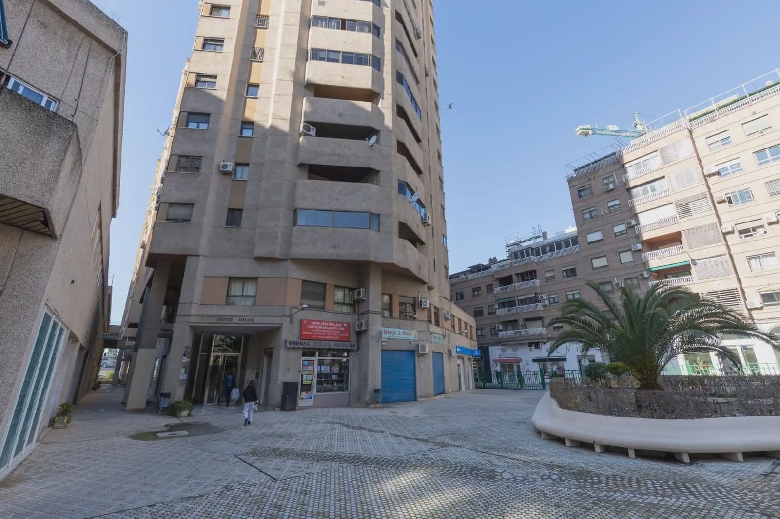 Flat for sale in Granada city with garage - € 510,000 (Ref: 9837534)
