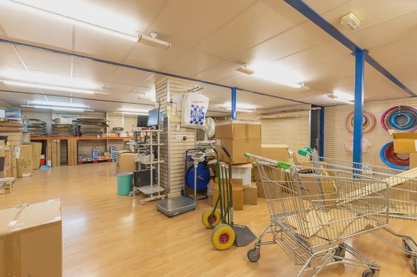 Commercieel te koop in Granada stad - € 339.000 (Ref: 9837535)