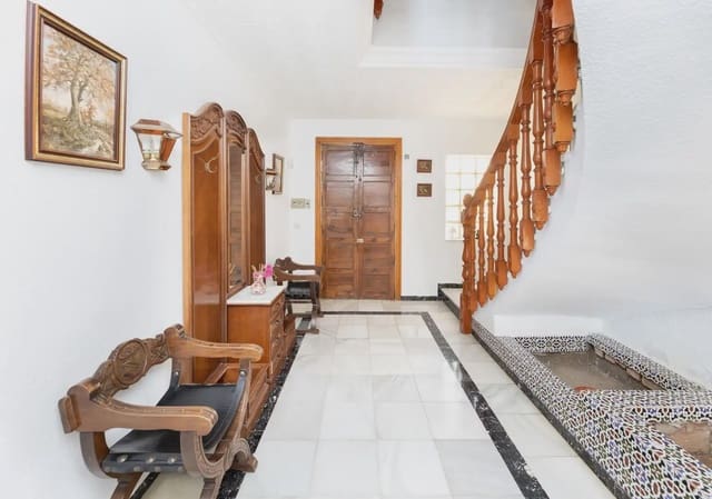 6 makuuhuone Omakotitalo myytävänä paikassa Vegas del Genil - 325 000 € (Ref: 9837536)