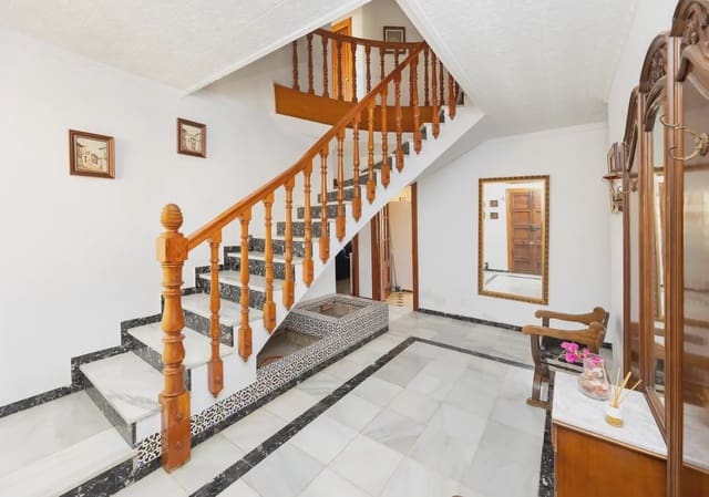 6 makuuhuone Omakotitalo myytävänä paikassa Vegas del Genil - 325 000 € (Ref: 9837536)