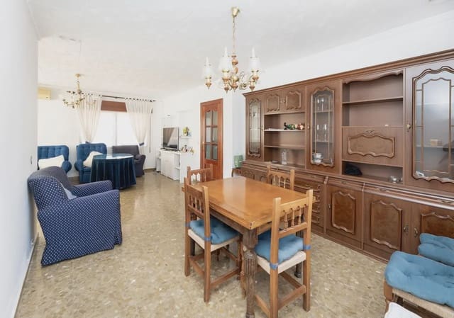 6 makuuhuone Omakotitalo myytävänä paikassa Vegas del Genil - 325 000 € (Ref: 9837536)