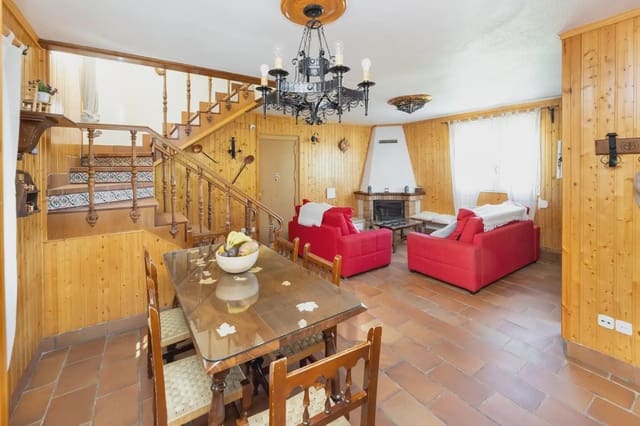 Finca/Landehus til salg i Güéjar Sierra med garage - € 439.000 (Ref: 9837537)