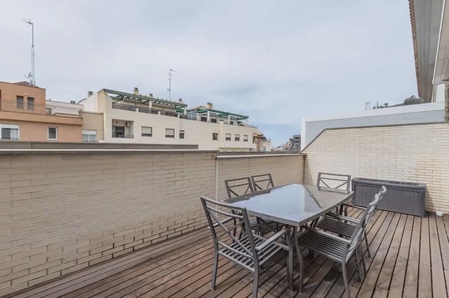5 soverom Rekkehus til salgs i Carretera de la Sierra, Granada by med garasje - € 478 000 (Ref: 9837541)