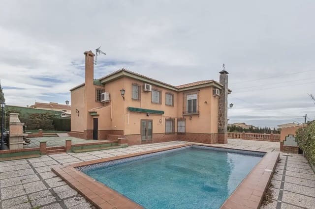 Villa/Maison à vendre à Otura avec piscine - 399 000 € (Ref: 9837542)