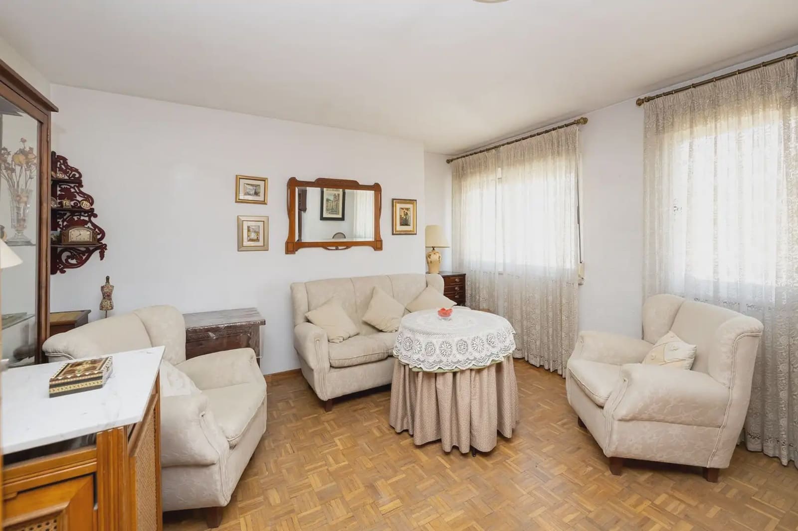 Piso en Granada ciudad en venta - 350.000 € (Ref: 9837544)