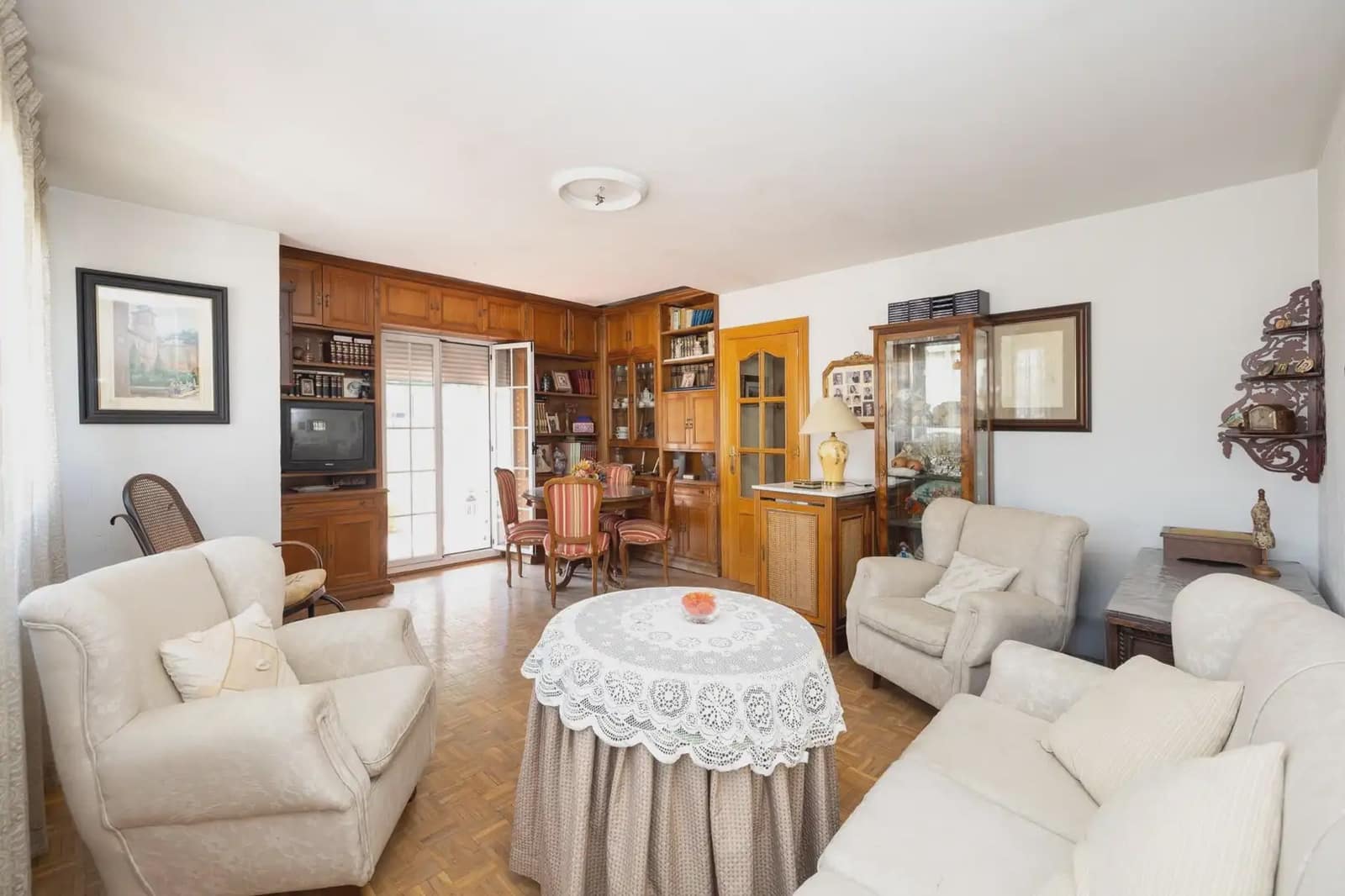 Piso en Granada ciudad en venta - 350.000 € (Ref: 9837544)