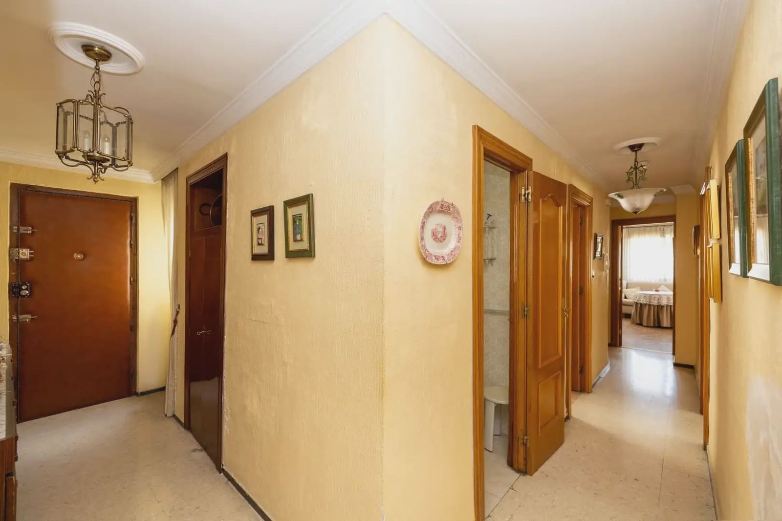 Piso en Granada ciudad en venta - 350.000 € (Ref: 9837544)