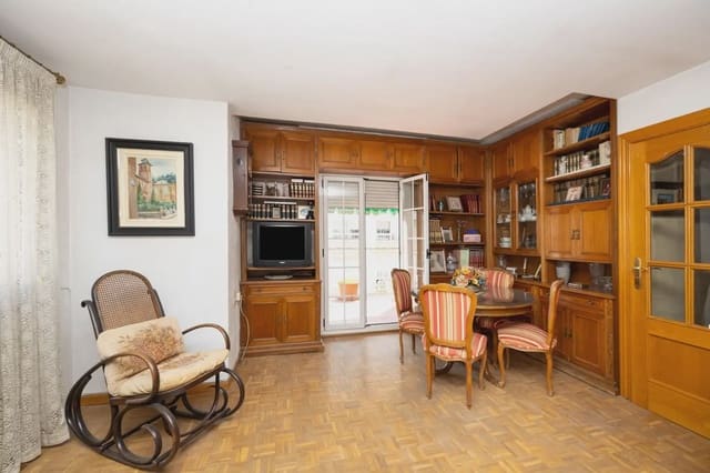 Mieszkanie na sprzedaż w Camino de Ronda - Rosaleda, Miasto Grenada - 350 000 € (Ref: 9837544)