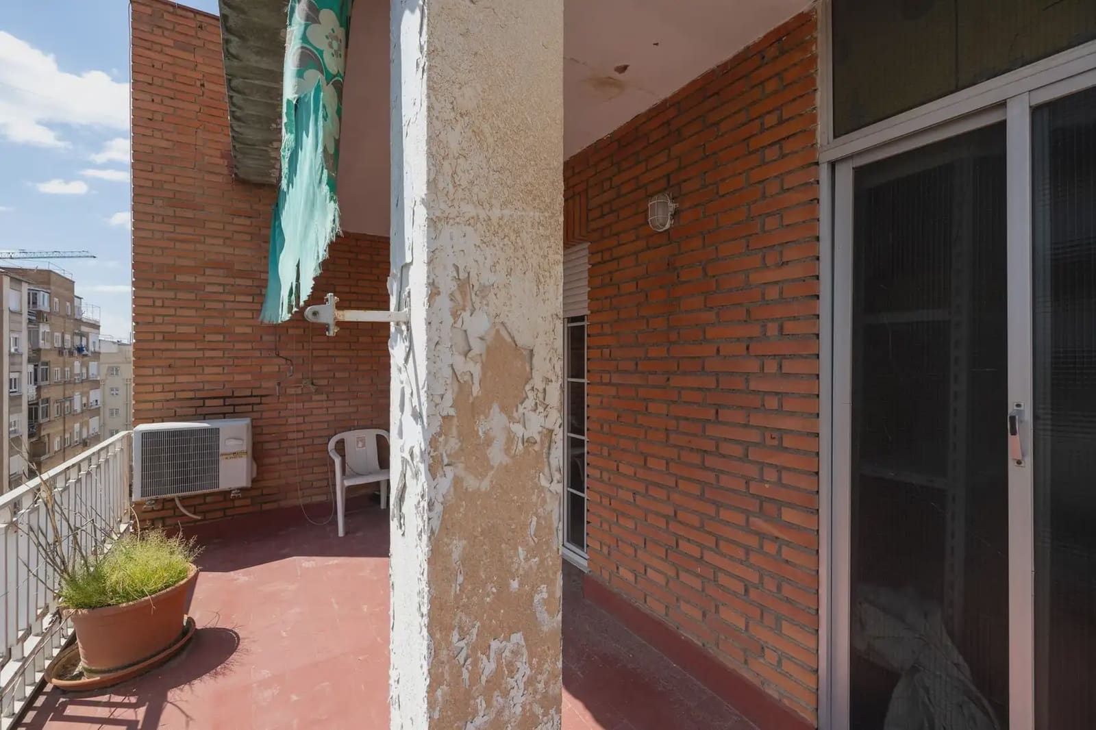 Piso en Granada ciudad en venta - 350.000 € (Ref: 9837544)