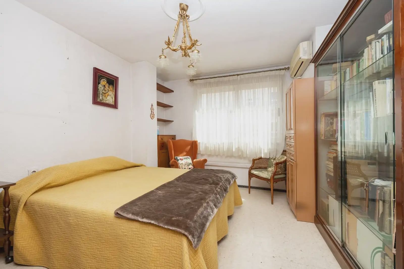 Piso en Granada ciudad en venta - 350.000 € (Ref: 9837544)