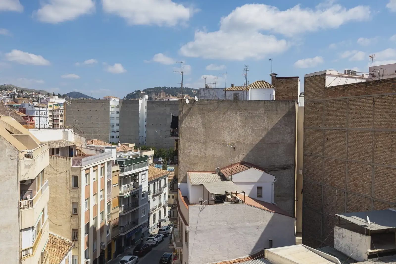 Piso en Granada ciudad en venta - 350.000 € (Ref: 9837544)