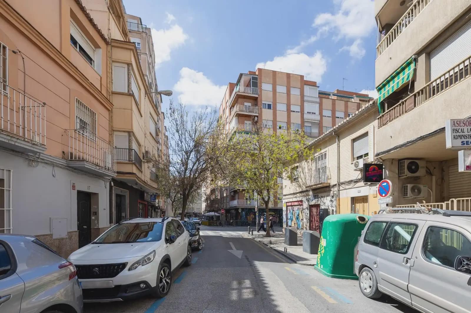 Piso en Granada ciudad en venta - 350.000 € (Ref: 9837544)