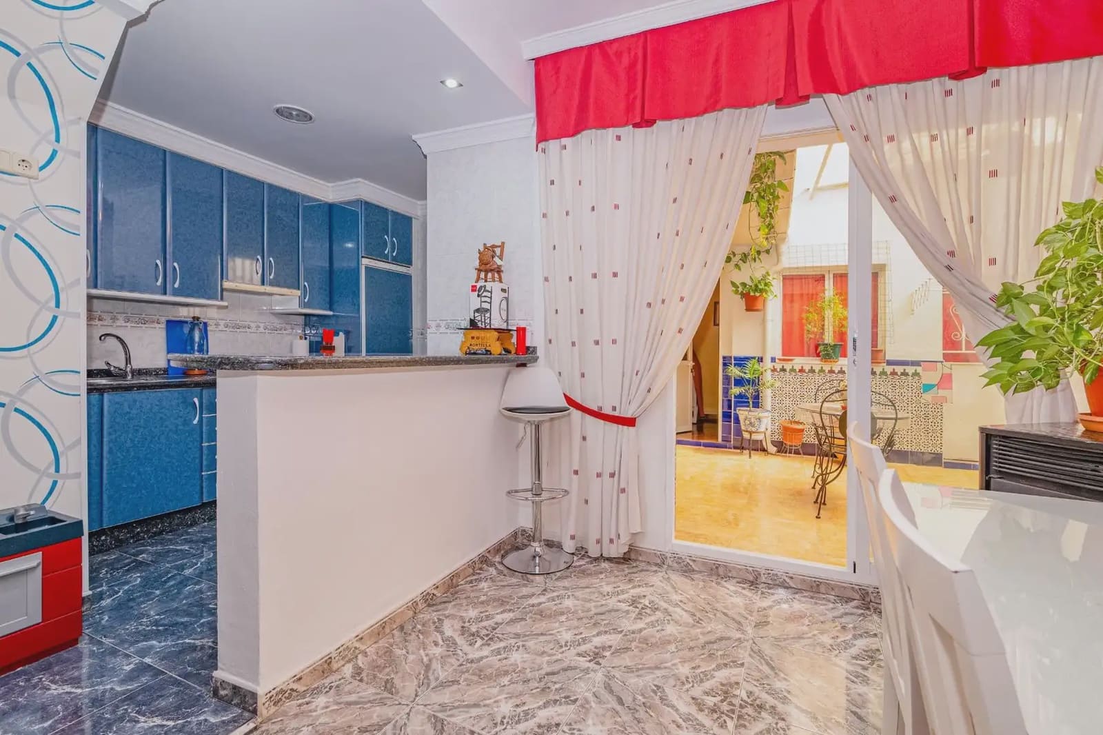 Hus till salu i Loja - 140 000 € (Ref: 9837545)